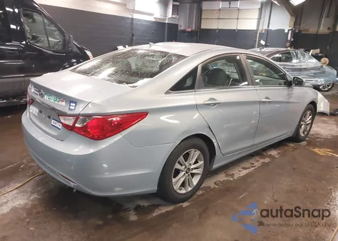 2013 Hyundai Sonata Gls z USA, uszkodzony, nr VIN 5NPEB4AC1DH682783